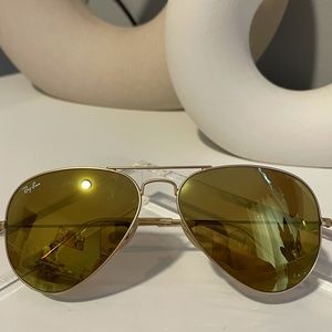 RAY-BAN unisex yellow flash Aviators